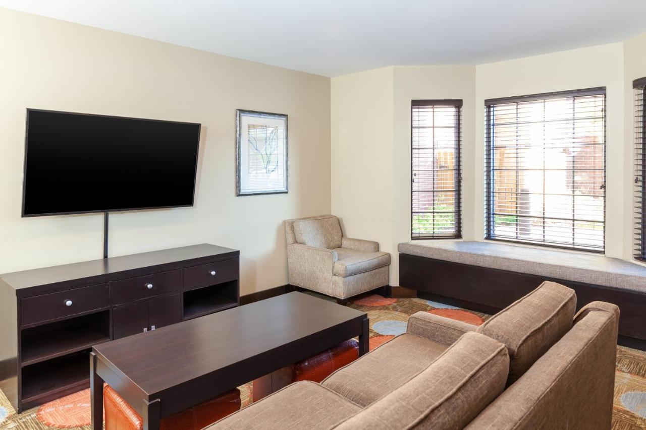 Staybridge Suites Denver - Central Park By Ihg Exteriör bild
