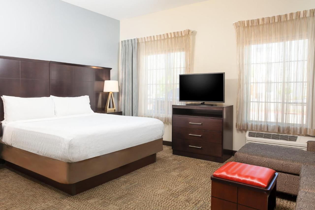 Staybridge Suites Denver - Central Park By Ihg Exteriör bild