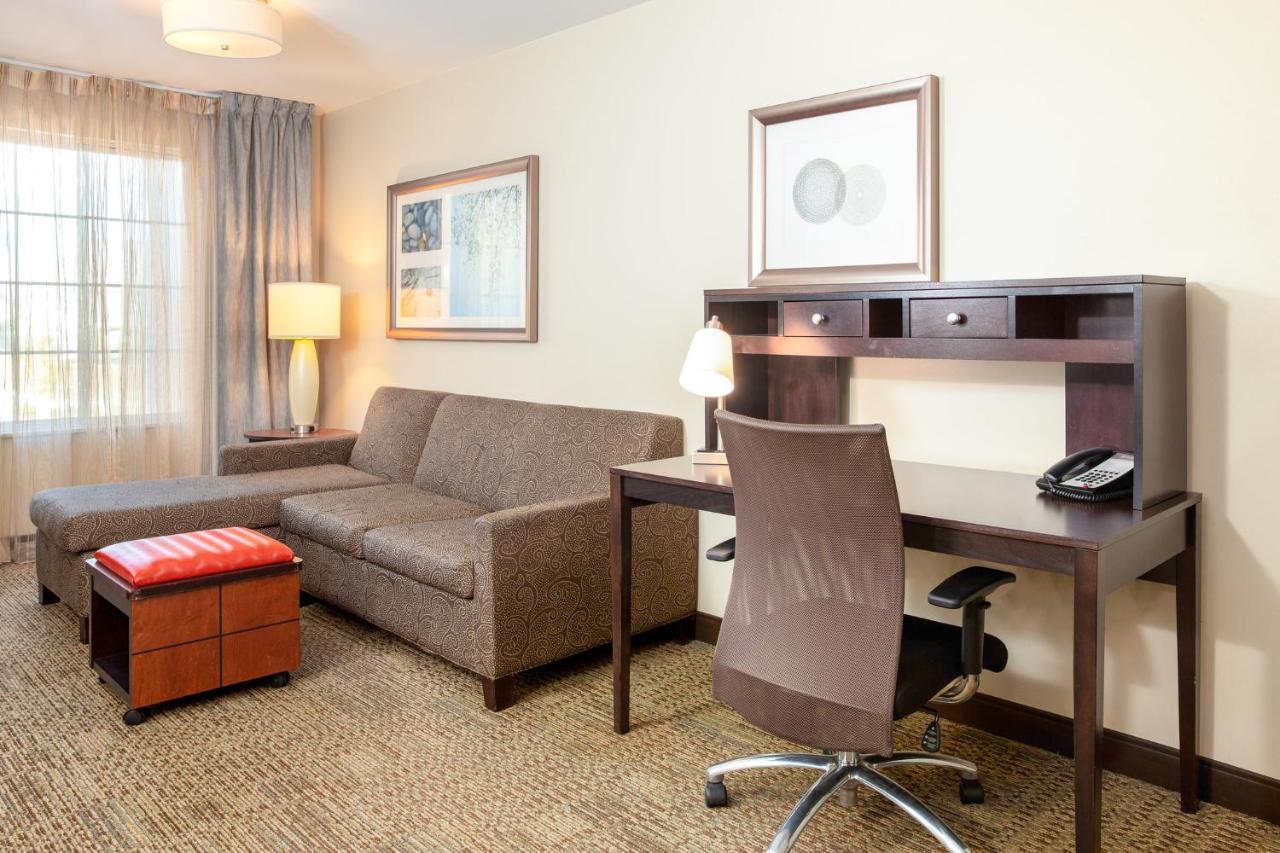 Staybridge Suites Denver - Central Park By Ihg Exteriör bild
