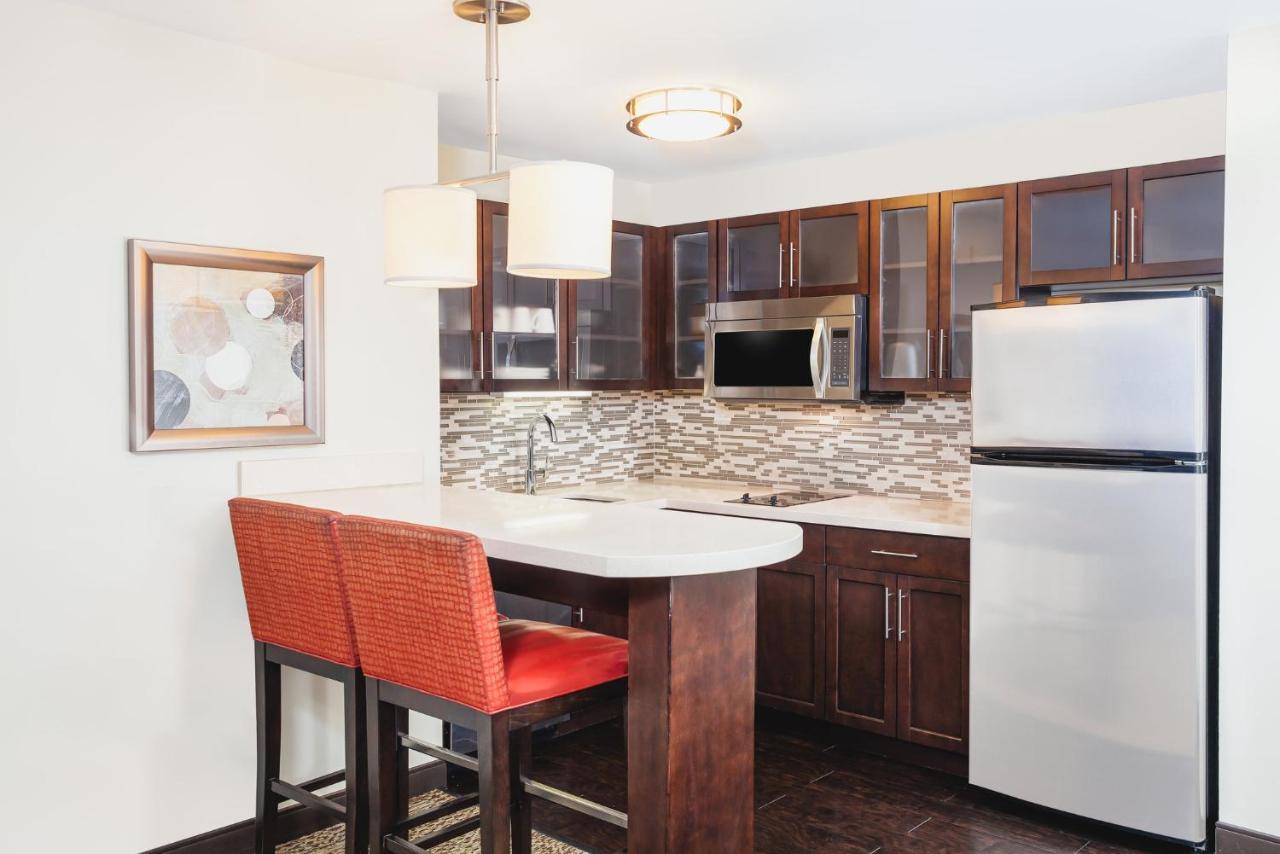 Staybridge Suites Denver - Central Park By Ihg Exteriör bild