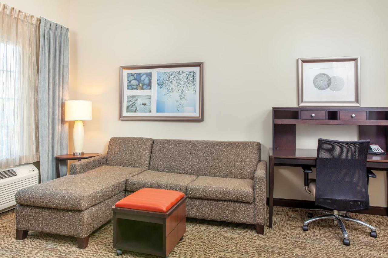 Staybridge Suites Denver - Central Park By Ihg Exteriör bild