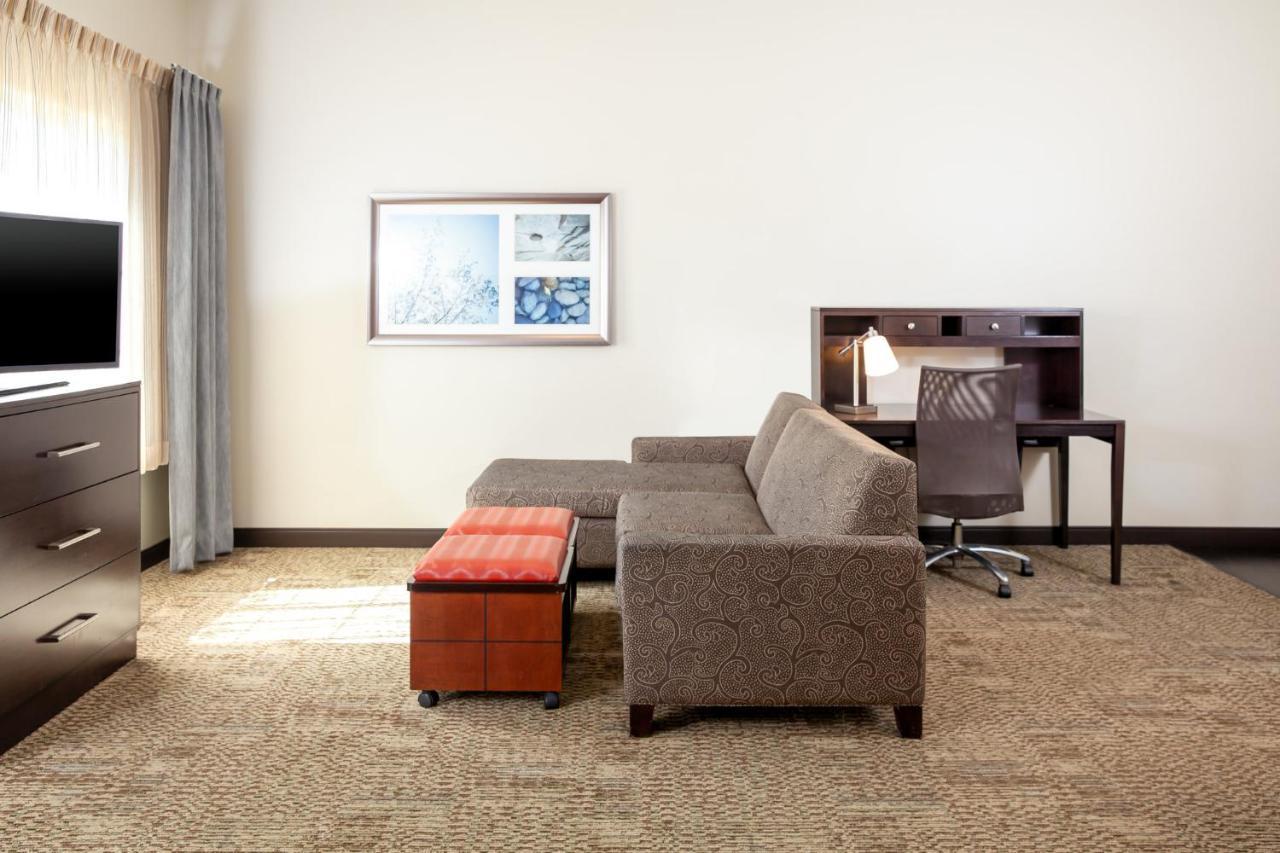 Staybridge Suites Denver - Central Park By Ihg Exteriör bild