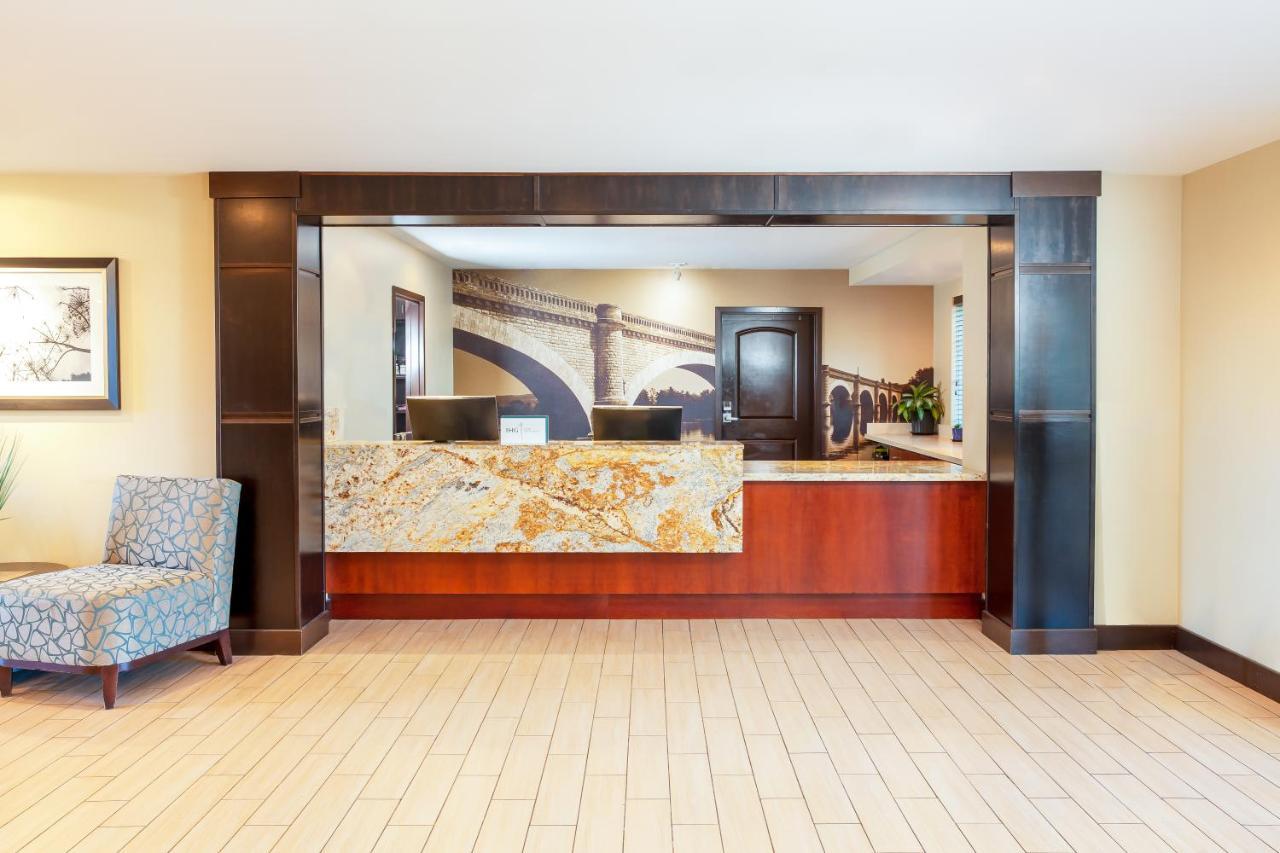 Staybridge Suites Denver - Central Park By Ihg Exteriör bild